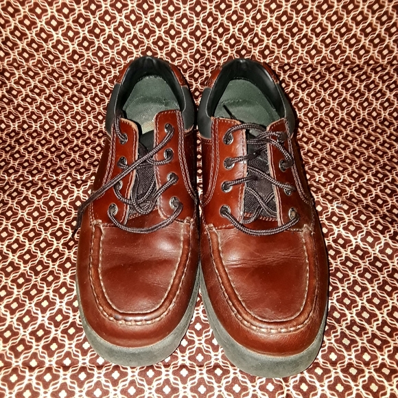 Earth Brown Shoes - Picture 3 of 8